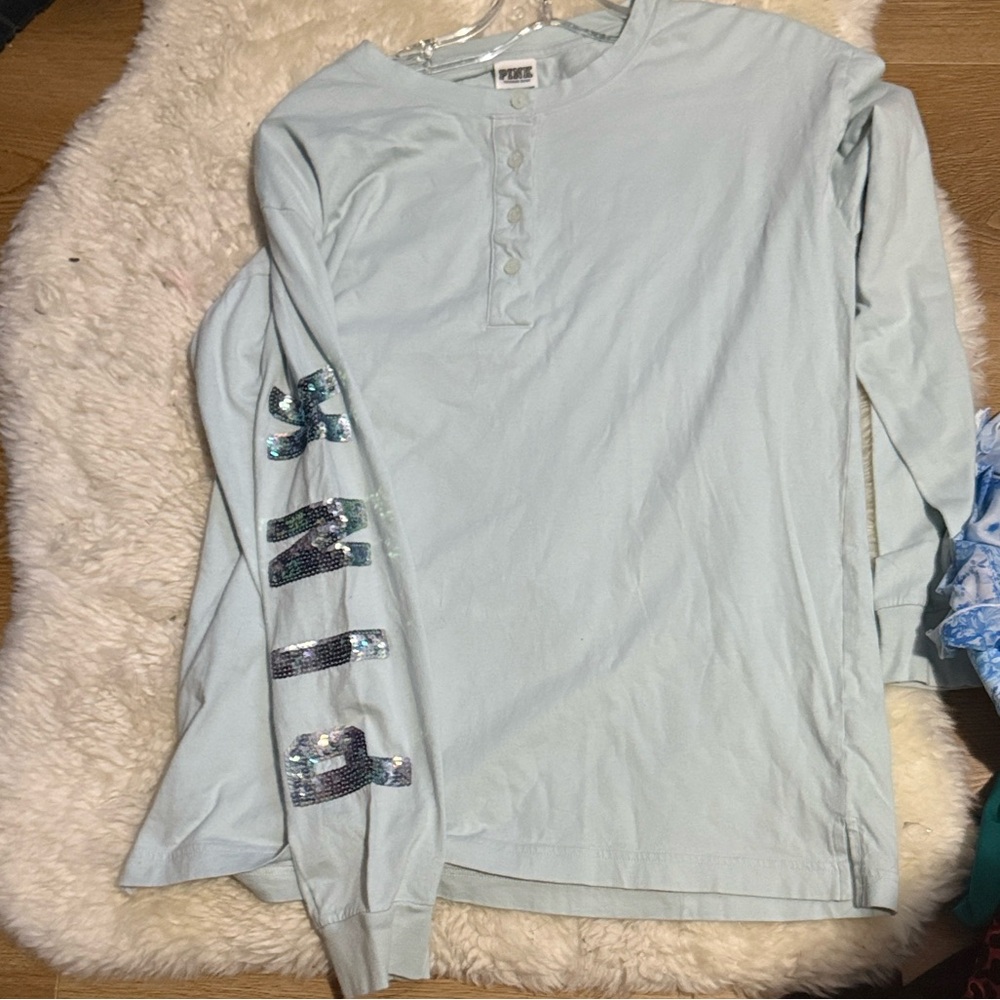XS #1 21” Ptp PINK Victoria's Secret Light Blue Long Sleeve Sequin Logo Shirt